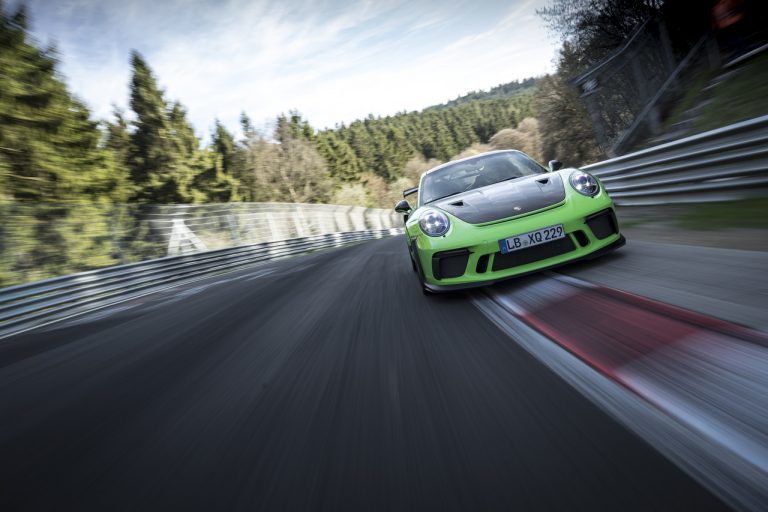 04_Porsche_911_GT3_RS_Nurburgring_Nordschleife