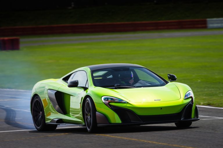 Small-5413-TheMcLaren675LT