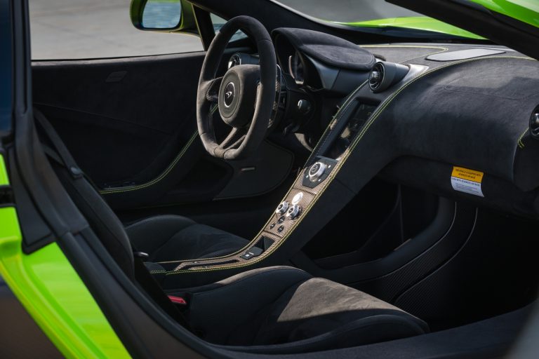 Small-5421-TheMcLaren675LT