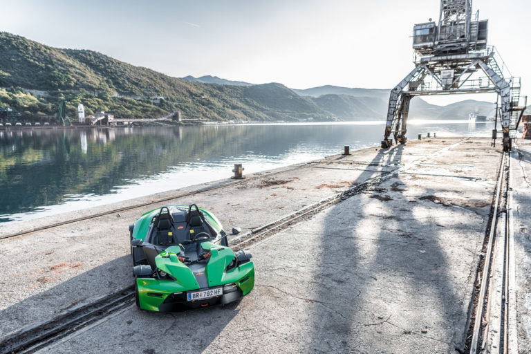 160559_KTM X-BOW R Facelift Road