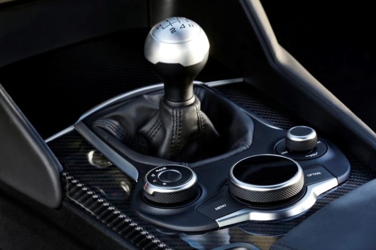 Alfa-Romeo_Giulia-Quadrifoglio_sportwagen-finden.at_1