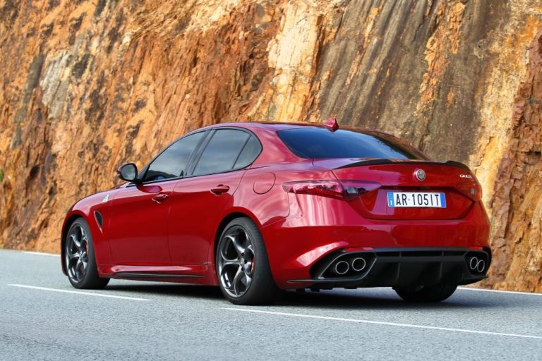 Alfa-Romeo_Giulia-Quadrifoglio_sportwagen-finden.at_4