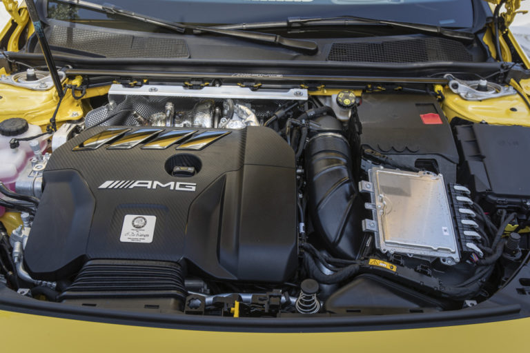 Mercedes-AMG A 45 S 4MATIC+, Sonnengelb, Leder - Nappa AMG schwarz mit gelben Kontrastziernähten;Kraftstoffverbrauch kombiniert: 8,4-8,3 l/100 km; CO2-Emissionen kombiniert: 192-189 g/km*

Mercedes-AMG A 45 S 4MATIC+, sun yellow, Leather – black, with yellow topstitching;Fuel consumption combined: 8.4-8.3 l/100 km; Combined CO2 emissions: 192-189 g/km*