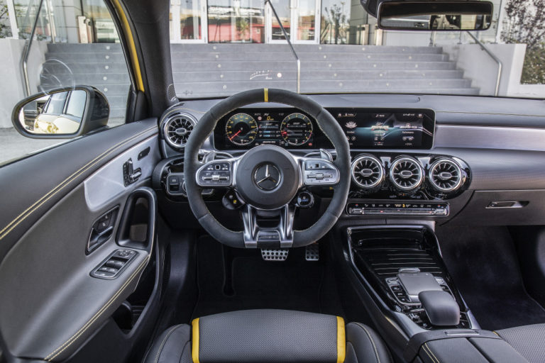 Mercedes-AMG A 45 S 4MATIC+, Sonnengelb, Leder - Nappa AMG schwarz mit gelben Kontrastziernähten;Kraftstoffverbrauch kombiniert: 8,4-8,3 l/100 km; CO2-Emissionen kombiniert: 192-189 g/km*

Mercedes-AMG A 45 S 4MATIC+, sun yellow, Leather – black, with yellow topstitching;Fuel consumption combined: 8.4-8.3 l/100 km; Combined CO2 emissions: 192-189 g/km*