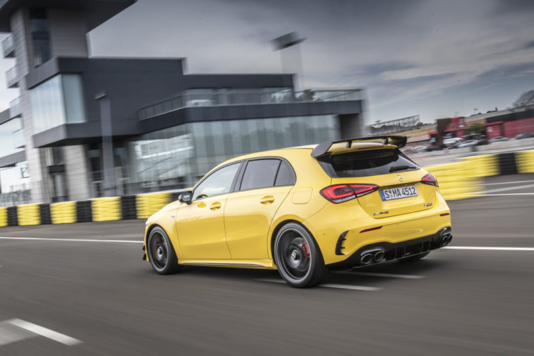 Mercedes-AMG A 45 S 4MATIC+, Sonnengelb, Leder - Nappa AMG schwarz mit gelben Kontrastziernähten;Kraftstoffverbrauch kombiniert: 8,4-8,3 l/100 km; CO2-Emissionen kombiniert: 192-189 g/km*

Mercedes-AMG A 45 S 4MATIC+, sun yellow, Leather – black, with yellow topstitching;Fuel consumption combined: 8.4-8.3 l/100 km; Combined CO2 emissions: 192-189 g/km*