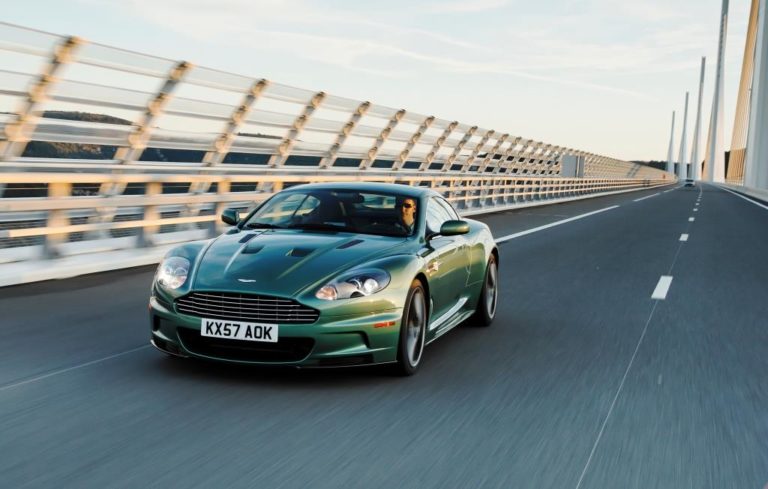 aston_martin_dbs_sportwagen-finden (8)