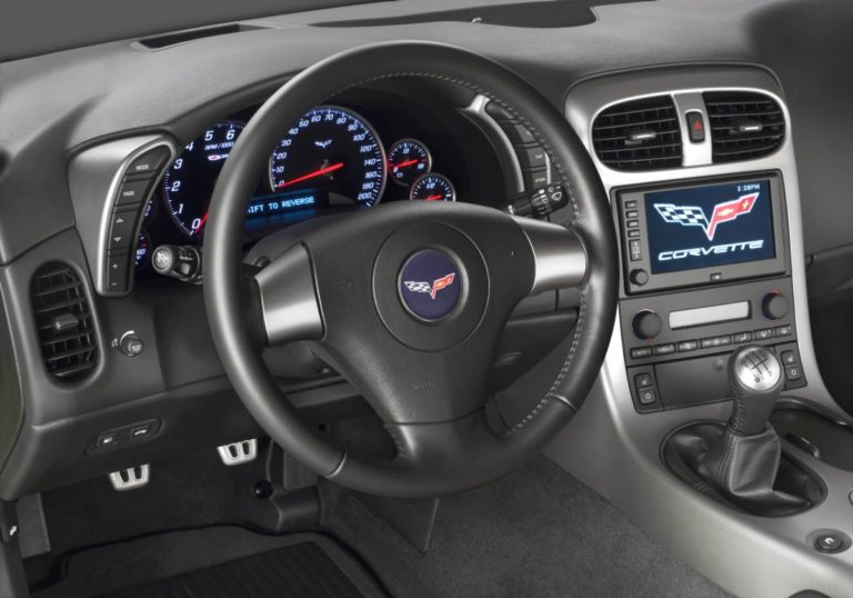 sportwagen-finden.at_chevrolet_corvette_c6_z06 (4)