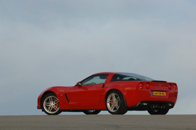 sportwagen-finden.at_chevrolet_corvette_c6_z06 (7)