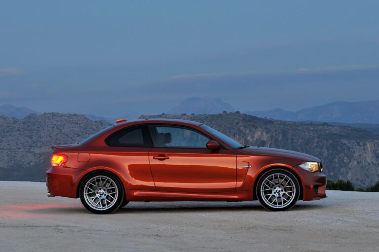BMW_1er_M_Coupe_E87_sportwagen-finden.at_3.