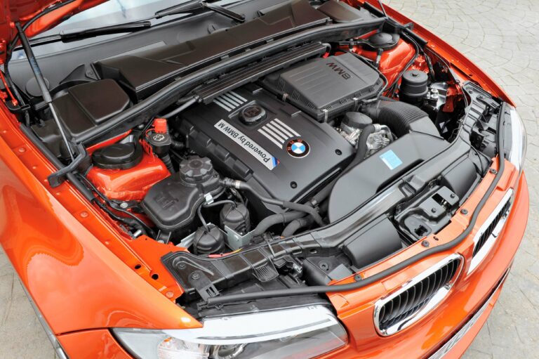 BMW_1er_M_Coupe_E87_sportwagen-finden.at_5.
